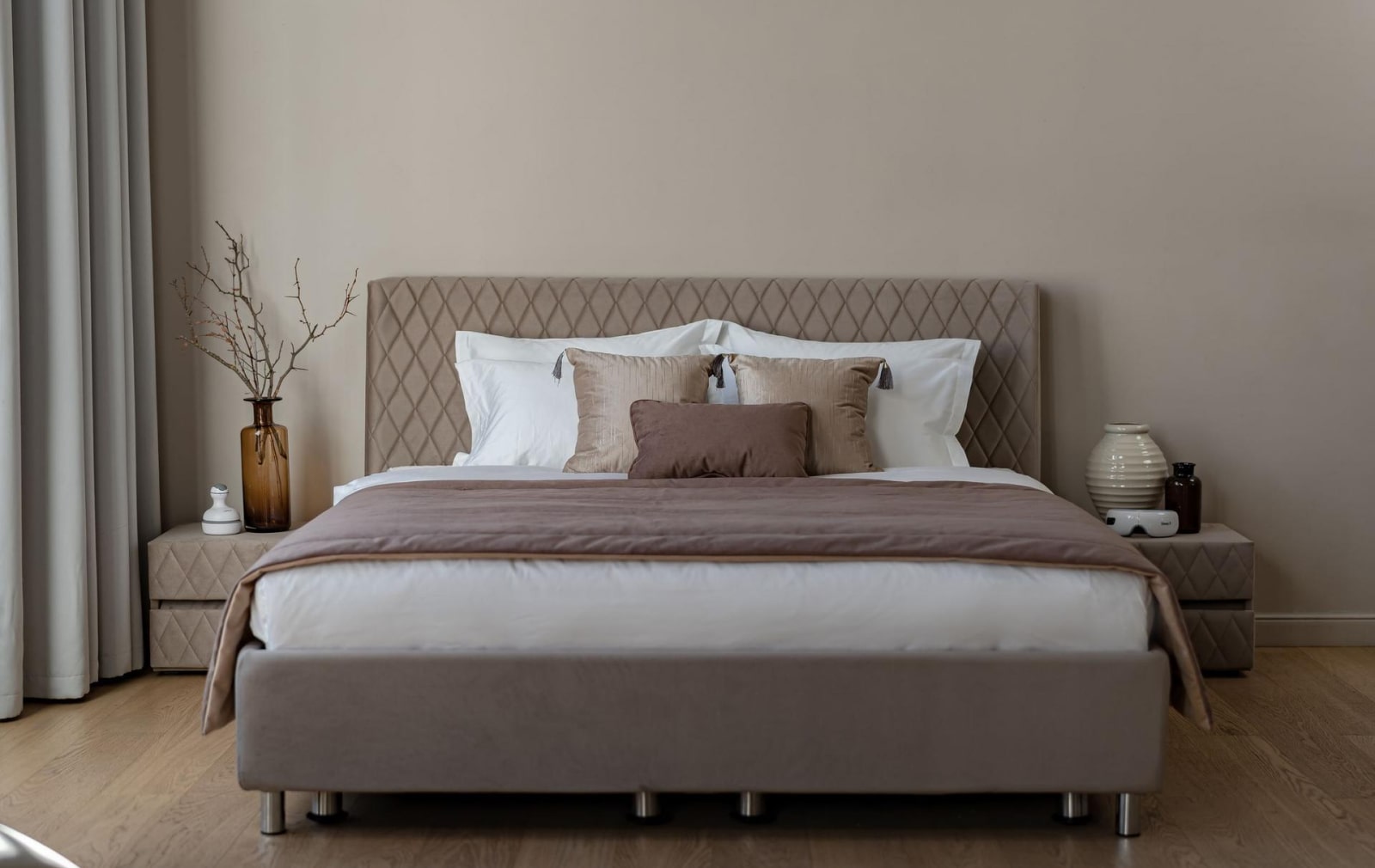 Ella Bed